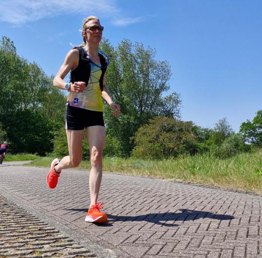 Eeke Landman traint voor marathon van Berlijn 